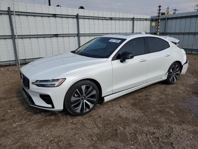 2022 Volvo S60 B5 Momentum