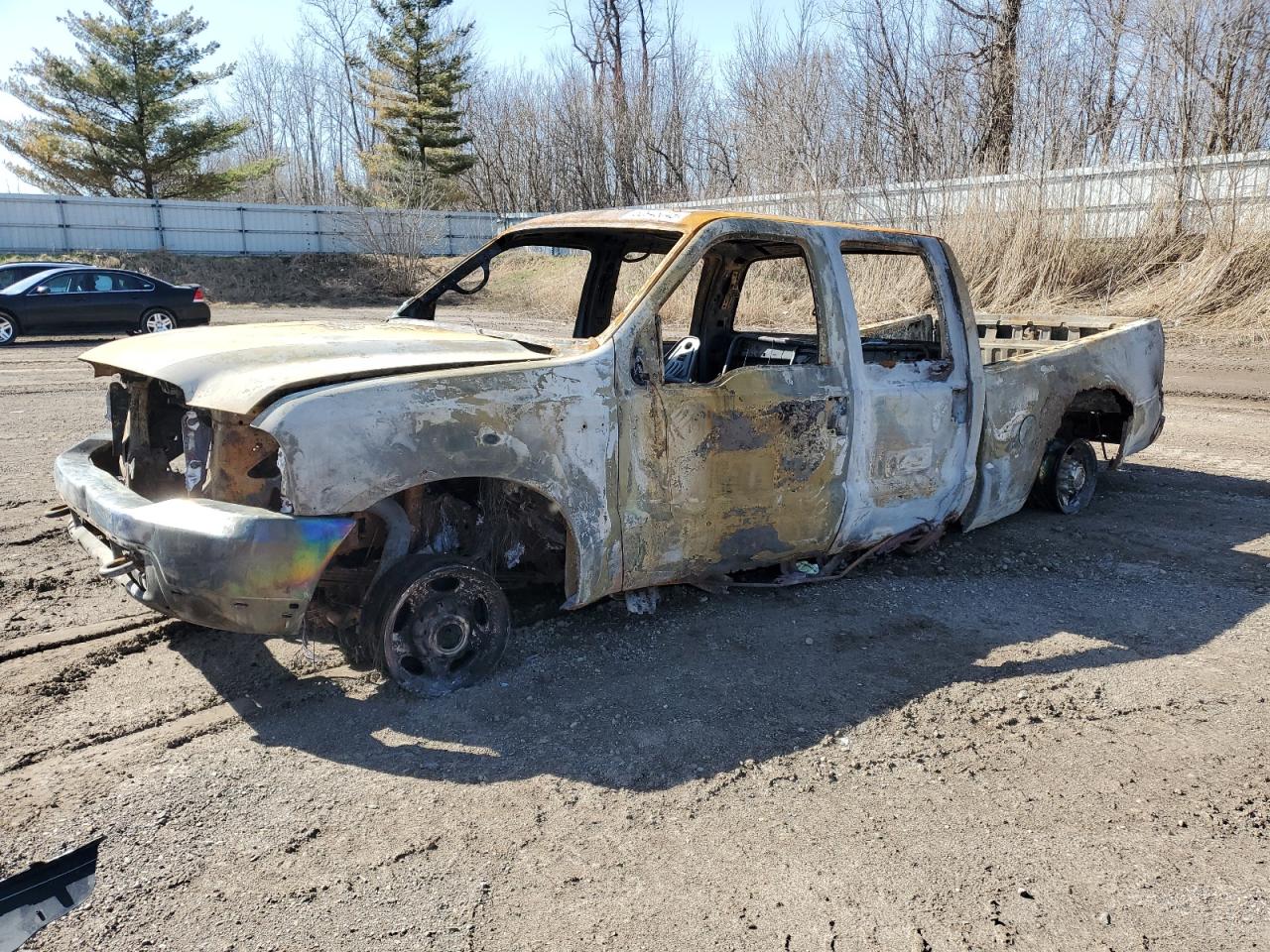 2001 Ford F250 Super Duty за продажба в Davison, MI - Burn
