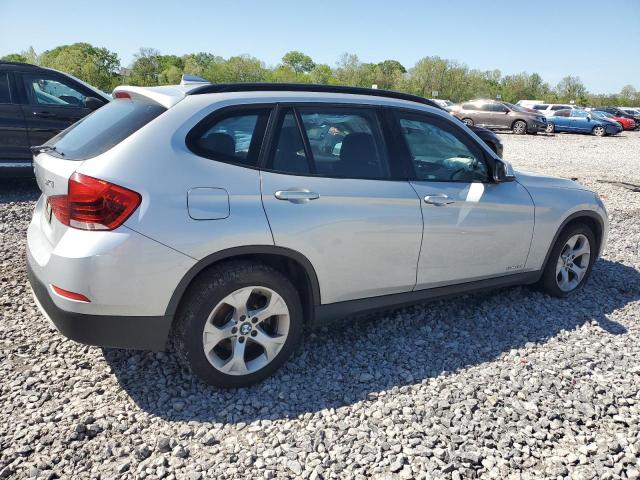 Кроссоверы BMW X1 2015 Серебристый