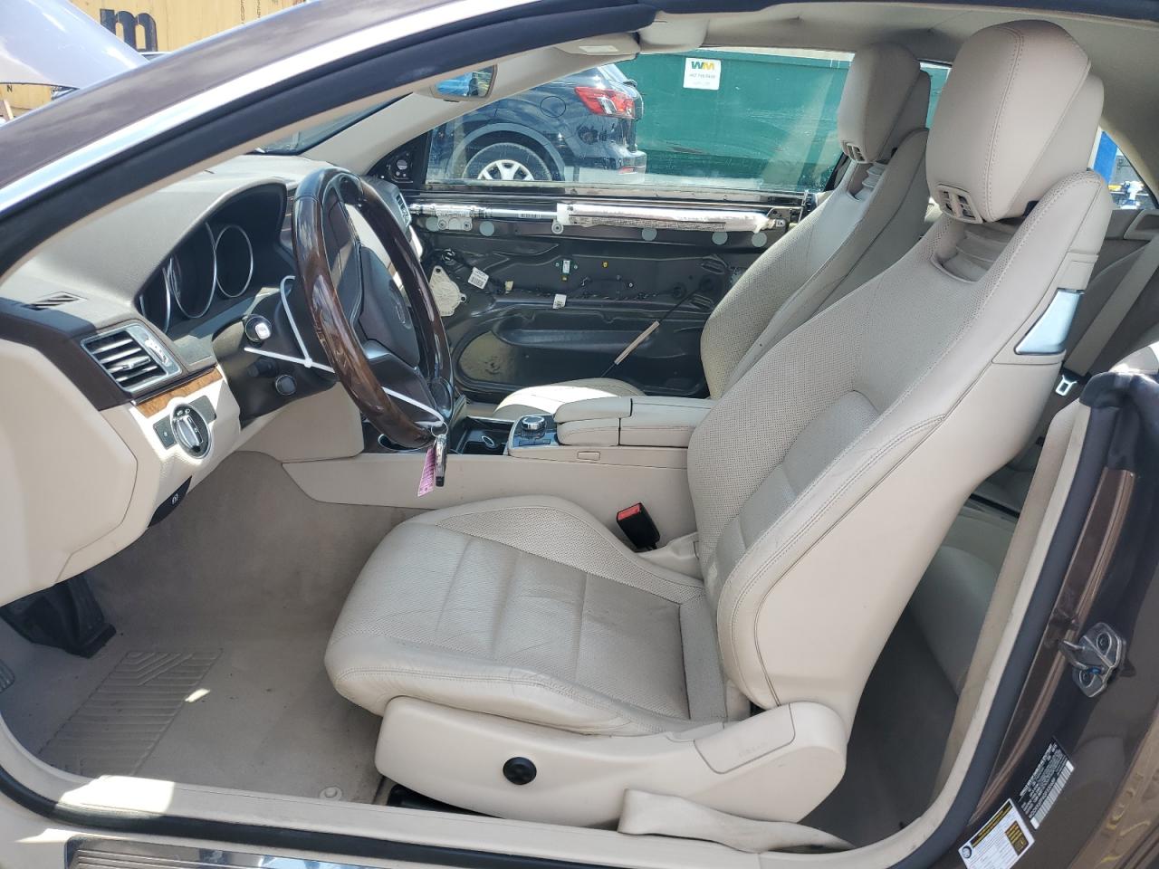 2016 Mercedes-Benz E 400 VIN: WDDKK6FF6GF330689 Lot: 54570145