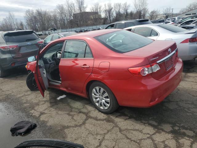  TOYOTA COROLLA 2013 Czerwony