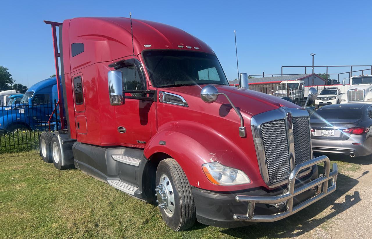 2016 Kenworth Construction T680 for Sale in Haslet, TX - Rear End