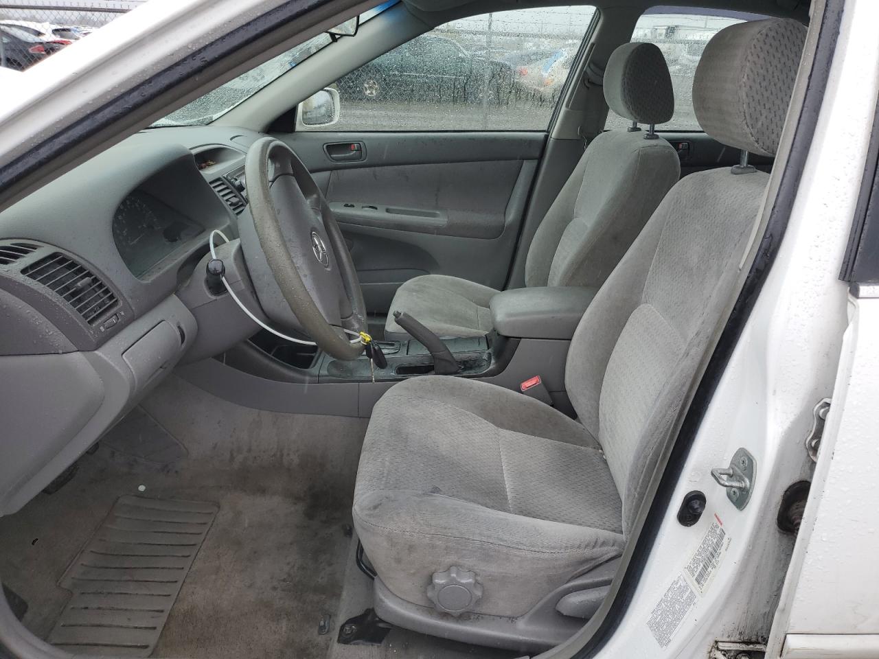 2003 Toyota Camry Le VIN: JTDBE32KX30145206 Lot: 52165395
