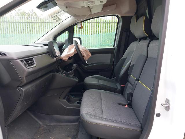 2024 RENAULT KANGOO ML1