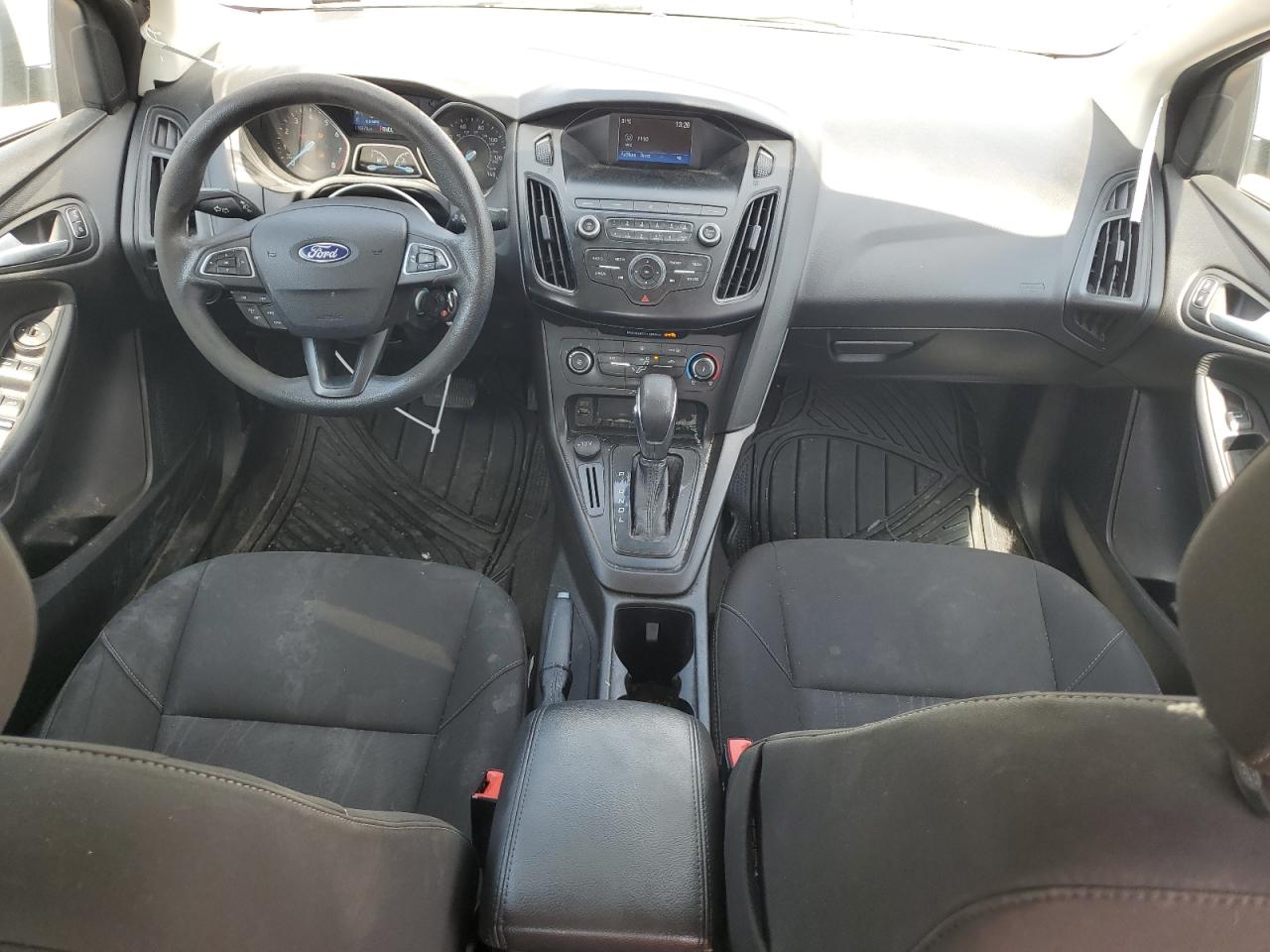 2018 Ford Focus Se VIN: 1FADP3F25JL272797 Lot: 54626215