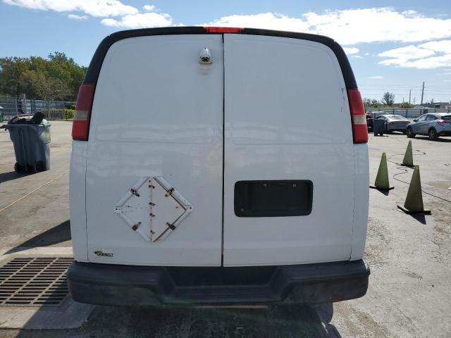 Vans CHEVROLET EXPRESS 2014 Biały