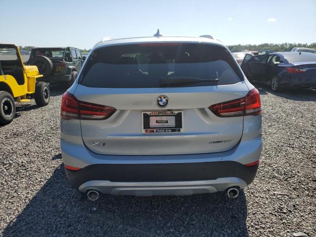  BMW X1 2021 Srebrny