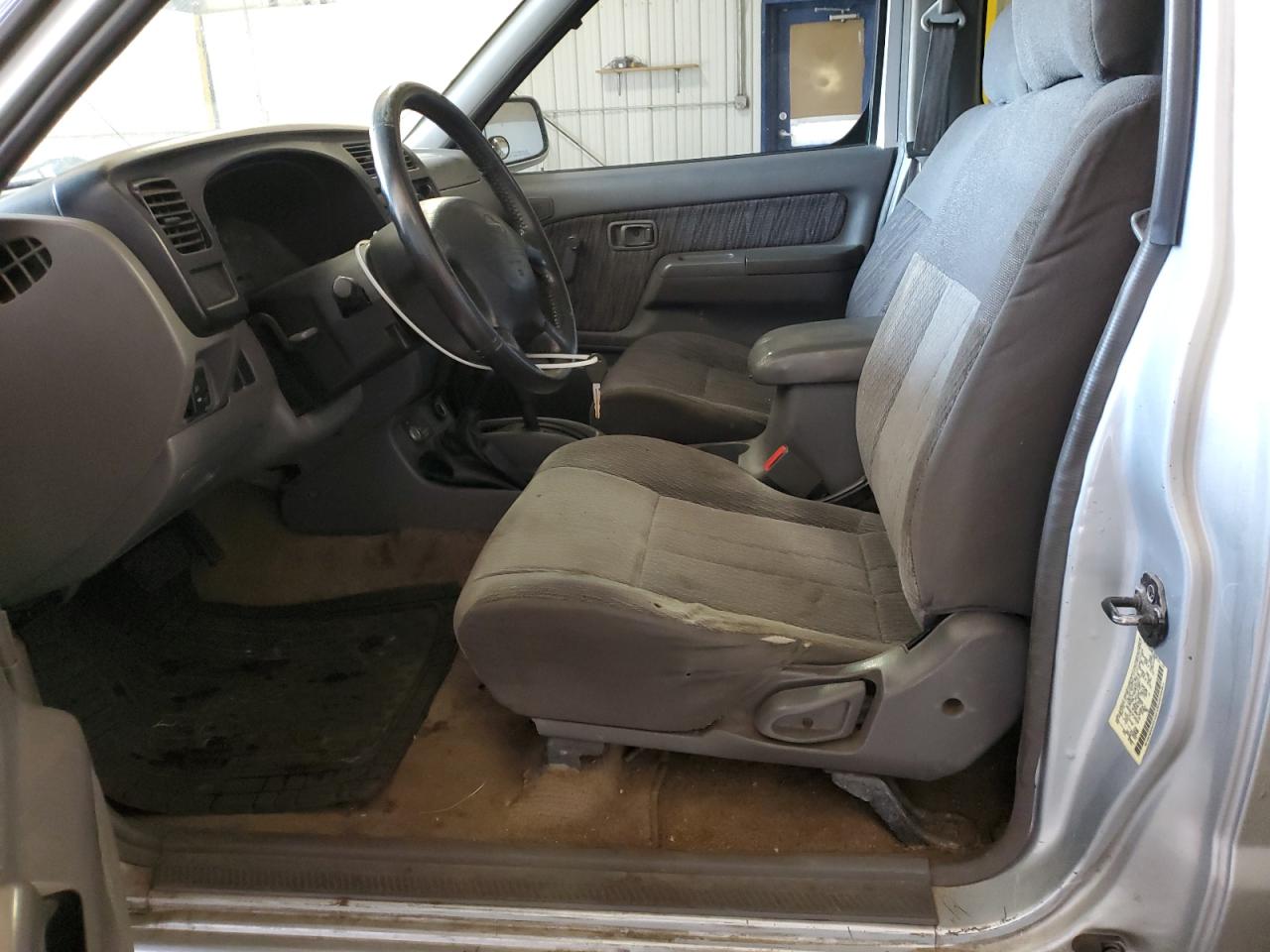 2000 Nissan Frontier King Cab Xe VIN: 1N6ED26Y3YC359370 Lot: 53546185