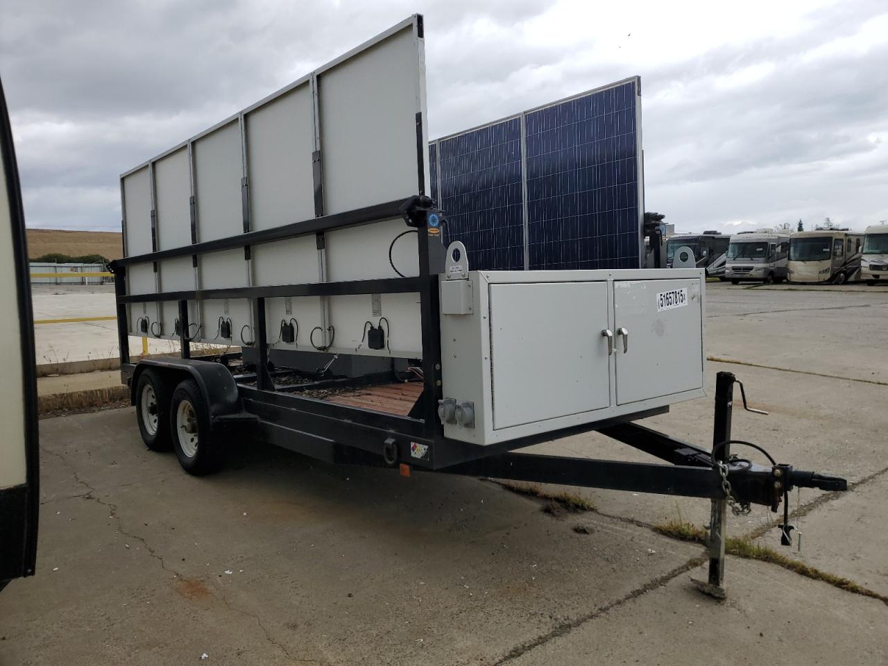 Sacramento, CA에서 판매 중인 2015 Carson Trailer Sc172 Solar Trailer - Minor Dent/Scratches