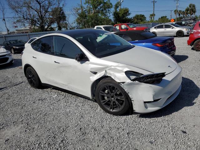  TESLA MODEL Y 2024 Biały