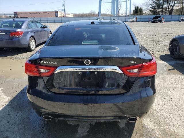  NISSAN MAXIMA 2018 Czarny