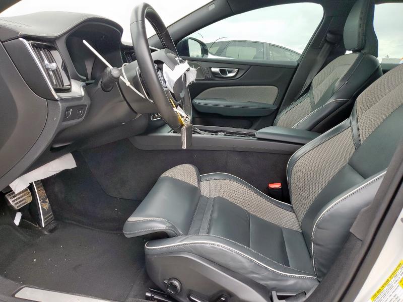  VOLVO V60 2020 White