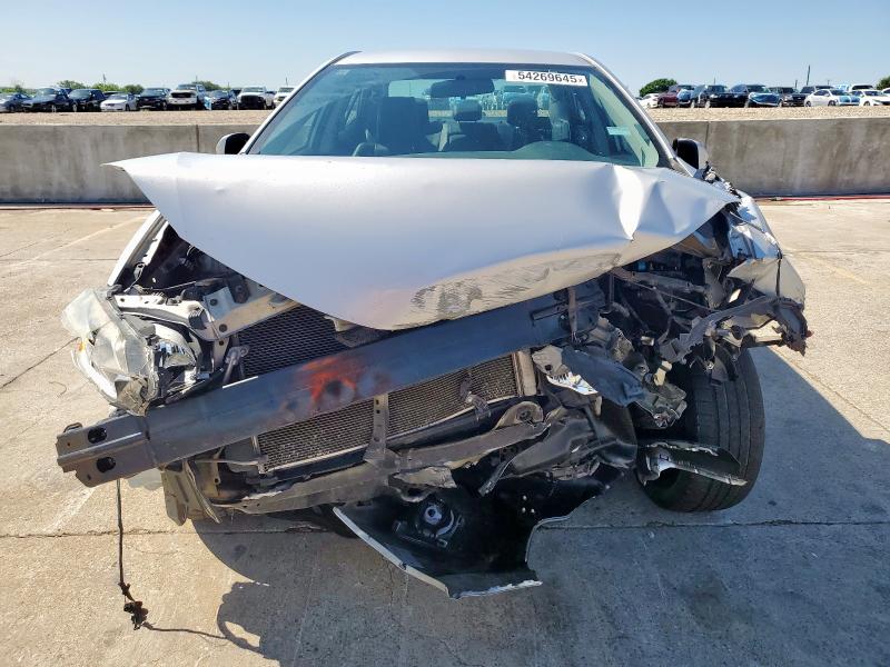  TOYOTA COROLLA 2016 Srebrny