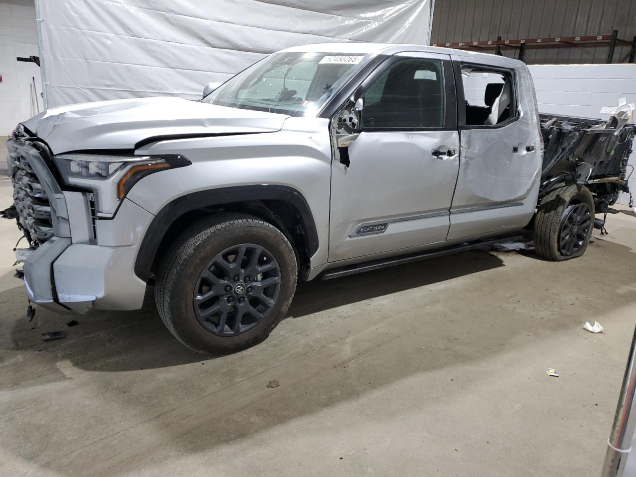 2025 Toyota Tundra Crewmax Platinum en Venta en Candia, NH - Rear End