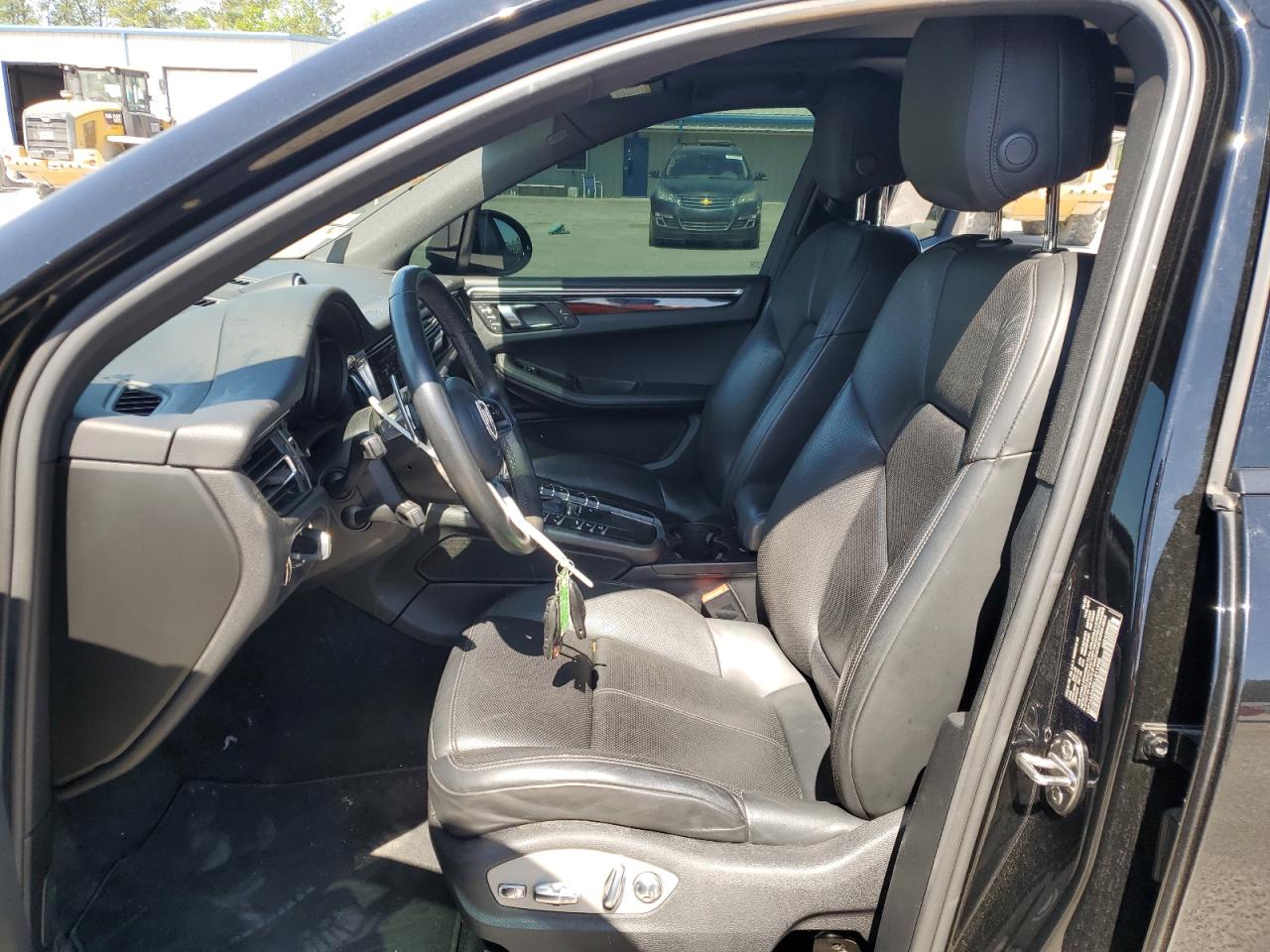 2020 Porsche Macan VIN: WP1AA2A50LLB11995 Lot: 53143295