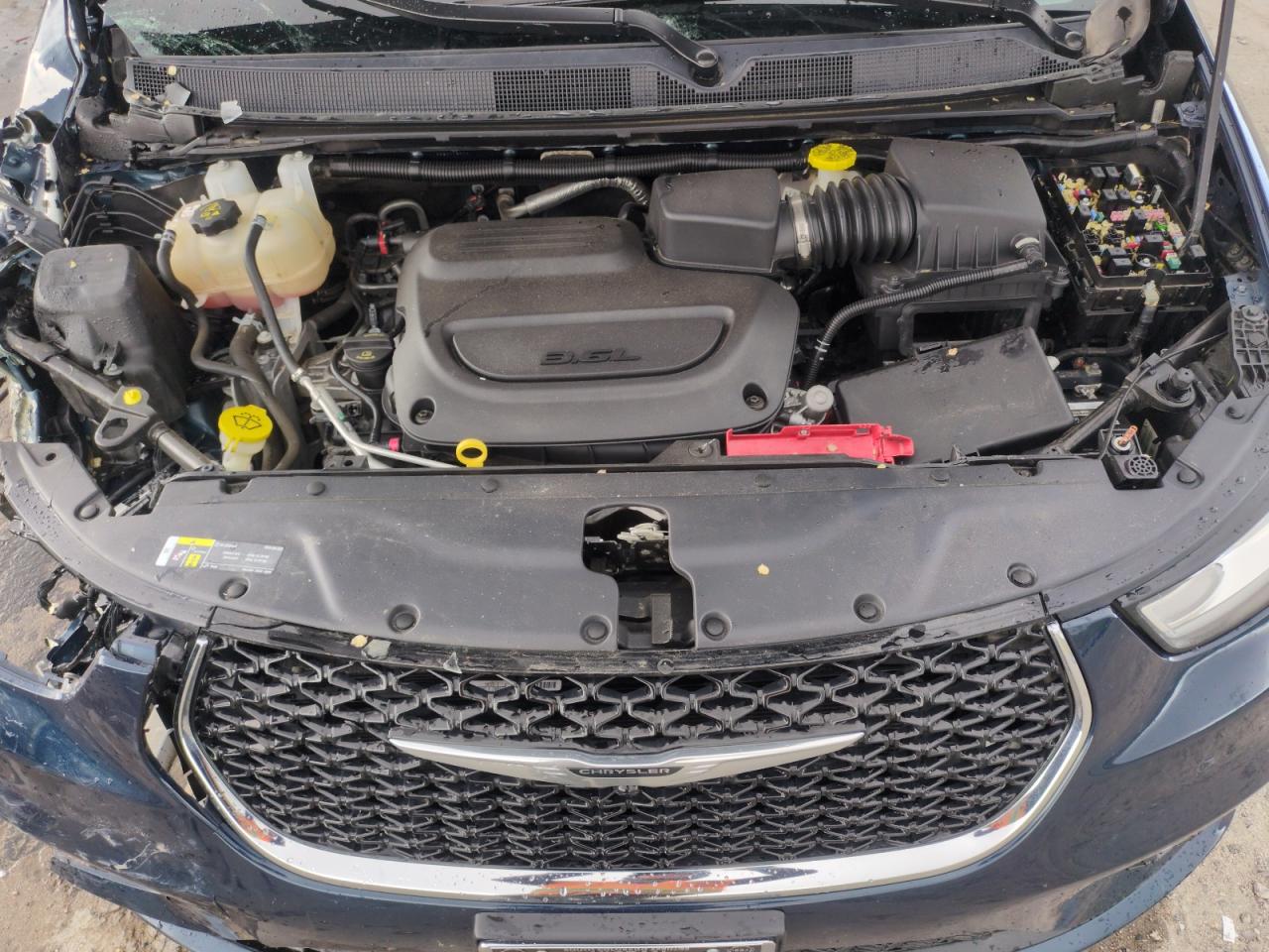 2021 Chrysler Pacifica Touring L VIN: 2C4RC1BG7MR589364 Lot: 54712875