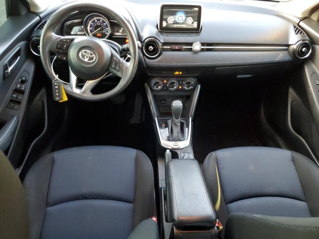  TOYOTA YARIS 2017 Black