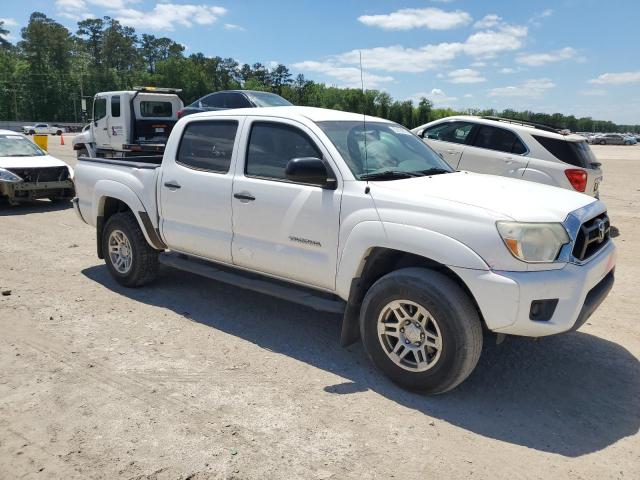 Пикапы TOYOTA TACOMA 2015 Белы
