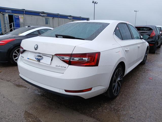 2016 SKODA SUPERB LAU
