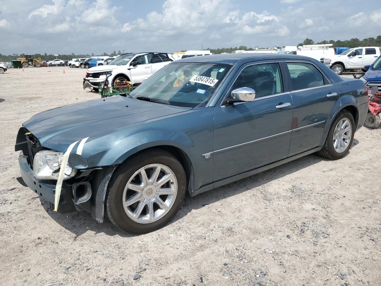 2005 Chrysler 300C for Sale in Houston, TX - Front End