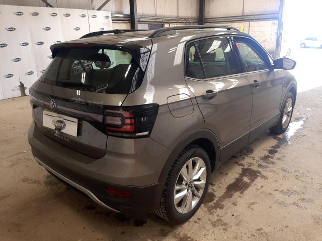 2021 VOLKSWAGEN T-CROSS SE