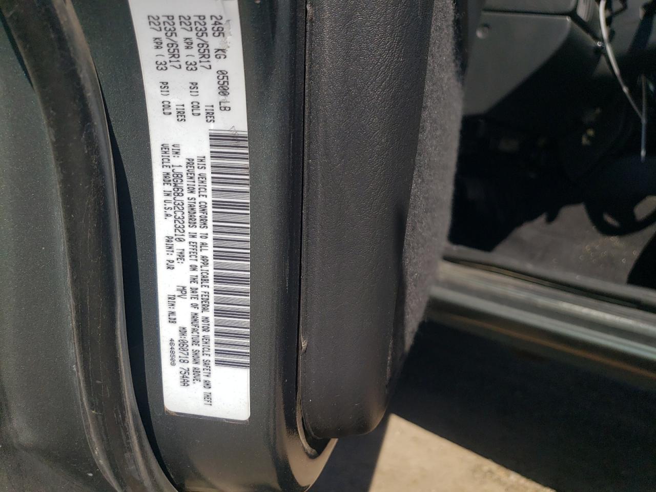2002 Jeep Grand Cherokee Overland VIN: 1J8GW68J32C323210 Lot: 54000555