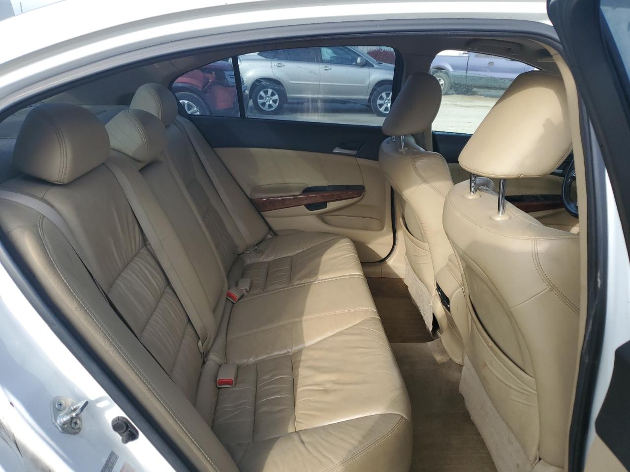 2011 Honda Accord Exl VIN: 1HGCP3F82BA025147 Lot: 53149365