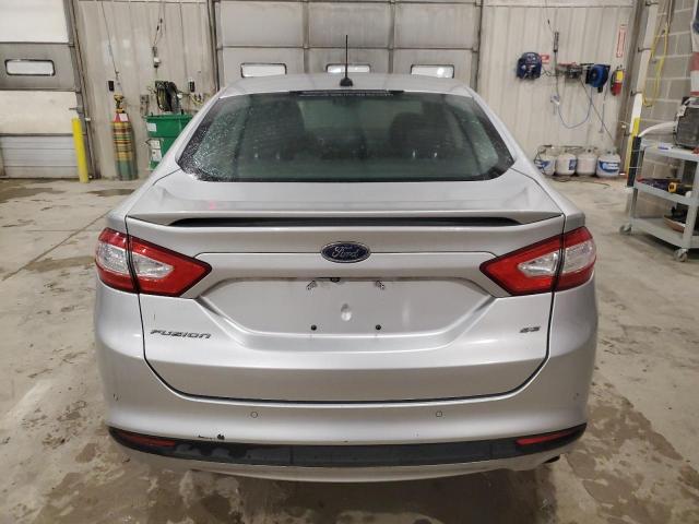 Sedans FORD FUSION 2015 Srebrny
