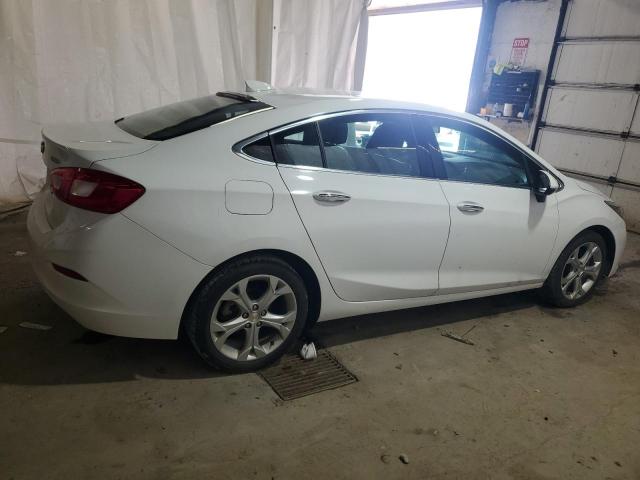 Sedans CHEVROLET CRUZE 2017 White