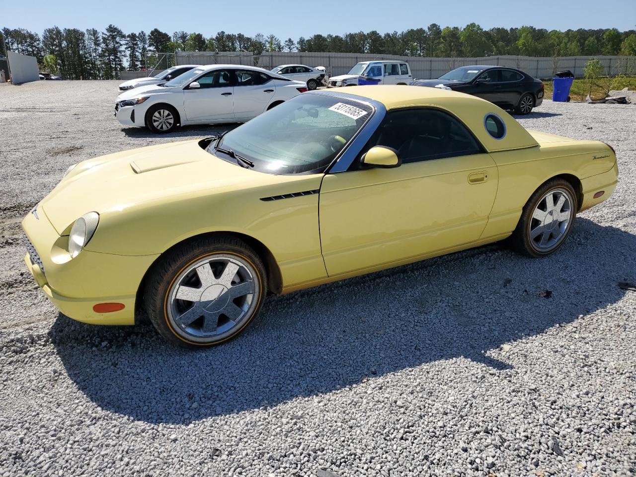 2002 Ford Thunderbird იყიდება Fairburn-ში, GA - Minor Dent/Scratches