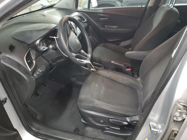  CHEVROLET TRAX 2018 Srebrny