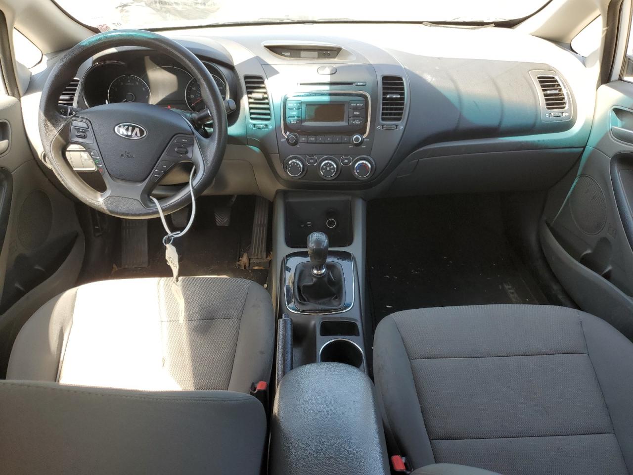 2018 Kia Forte Lx VIN: 3KPFK4A73JE221141 Lot: 51941015