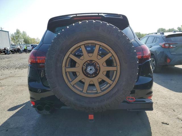 Parquets PORSCHE CAYENNE 2013 Czarny