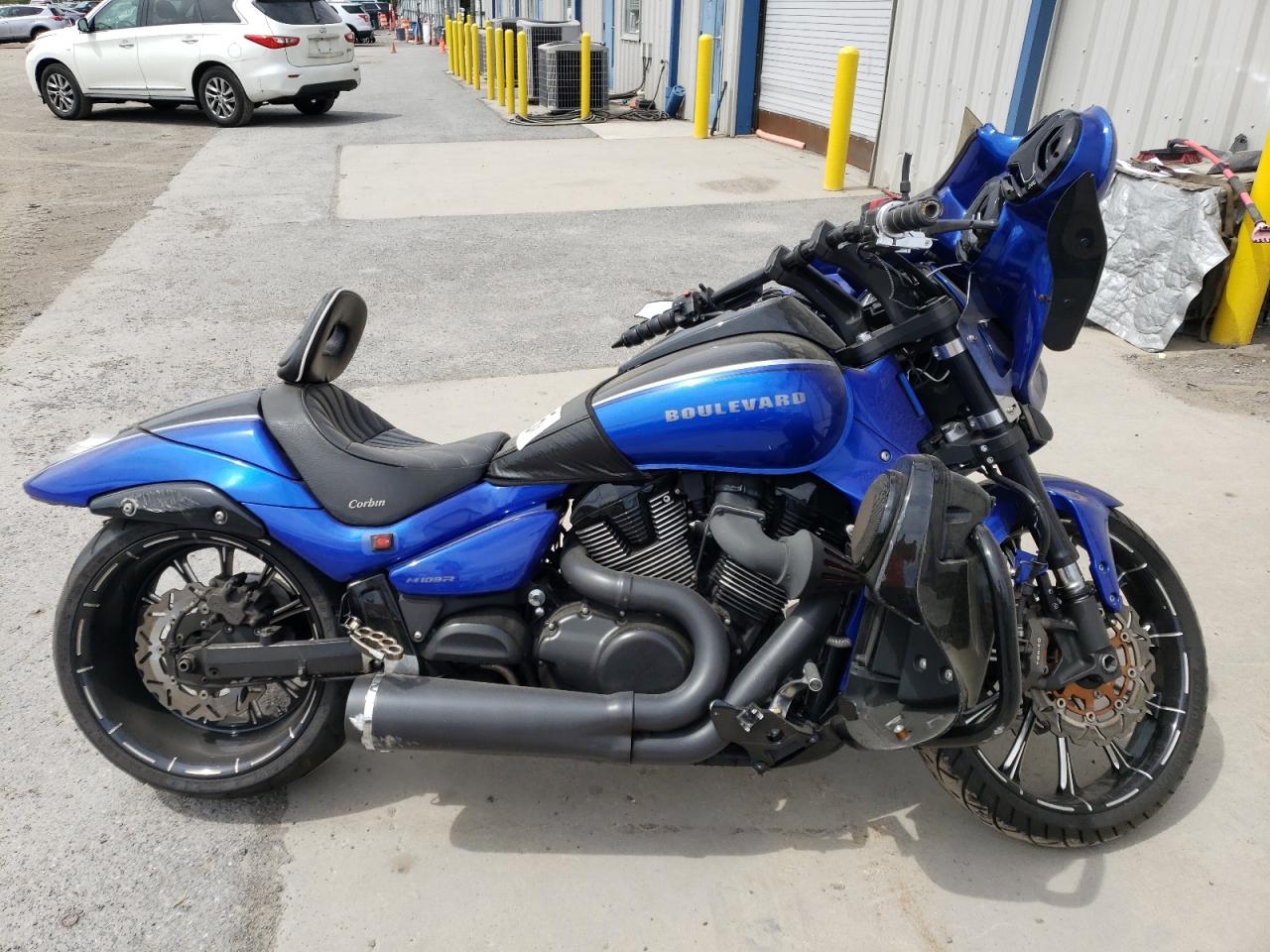 2017 Suzuki Vzr1800 for Sale in Finksburg, MD - Side