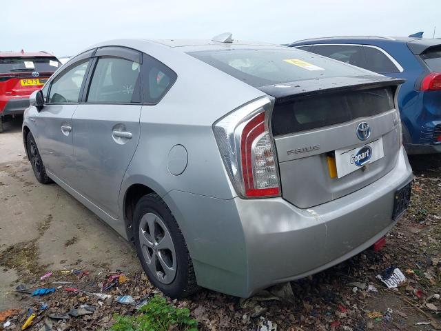 2014 TOYOTA PRIUS HYBR