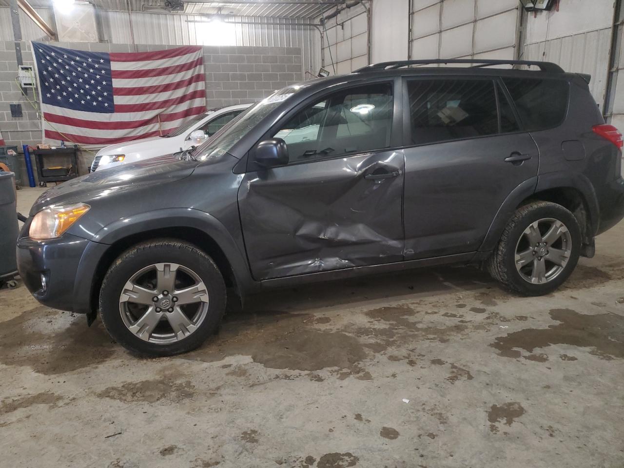 2010 Toyota Rav4 Sport იყიდება Columbia-ში, MO - Side