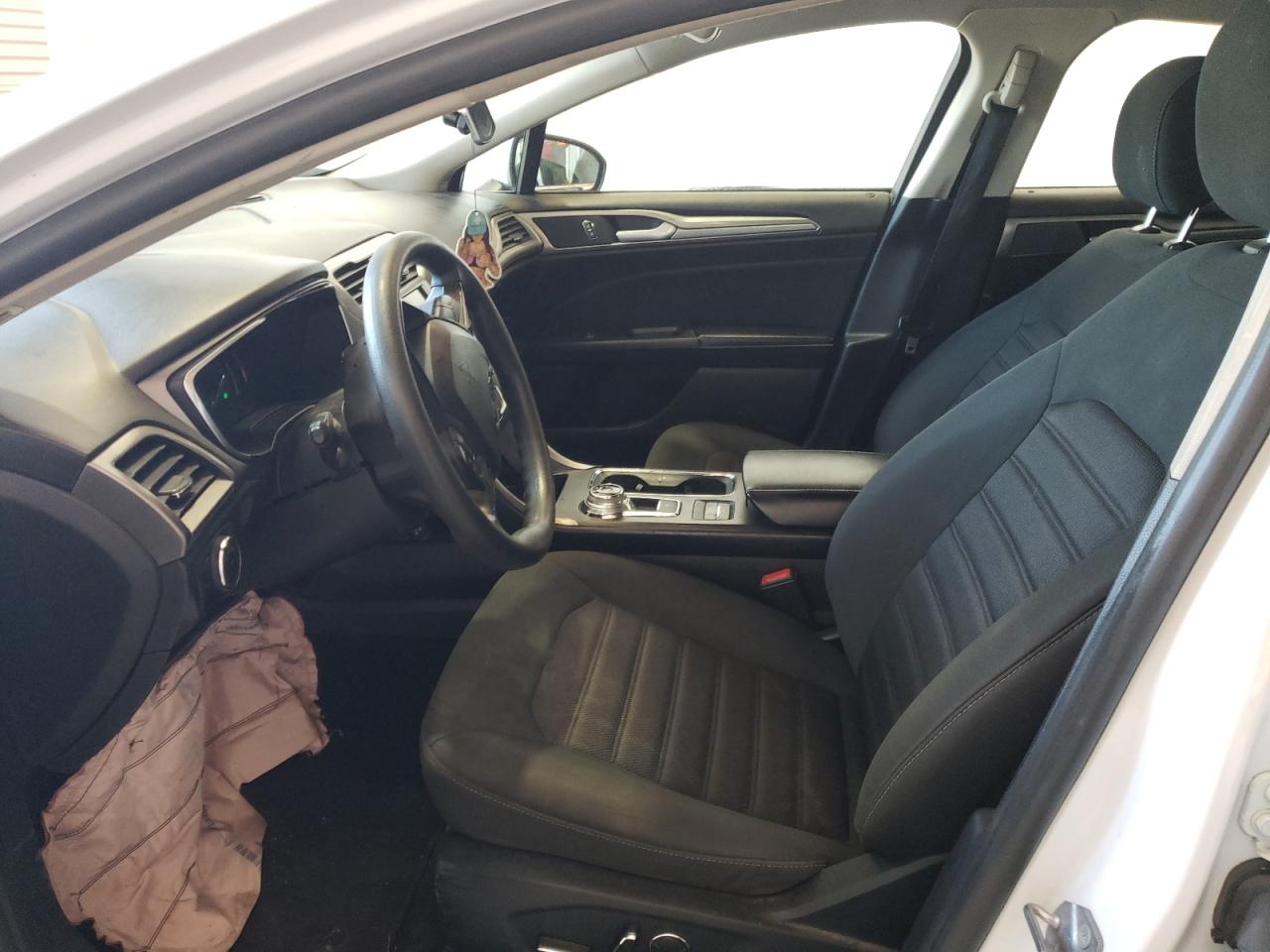 2020 Ford Fusion Se VIN: 3FA6P0HD6LR166207 Lot: 52020885