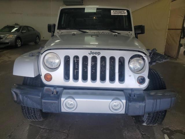  JEEP WRANGLER 2012 Srebrny