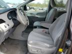 2012 Toyota Sienna Le იყიდება Chicago Heights-ში, IL - Rear End