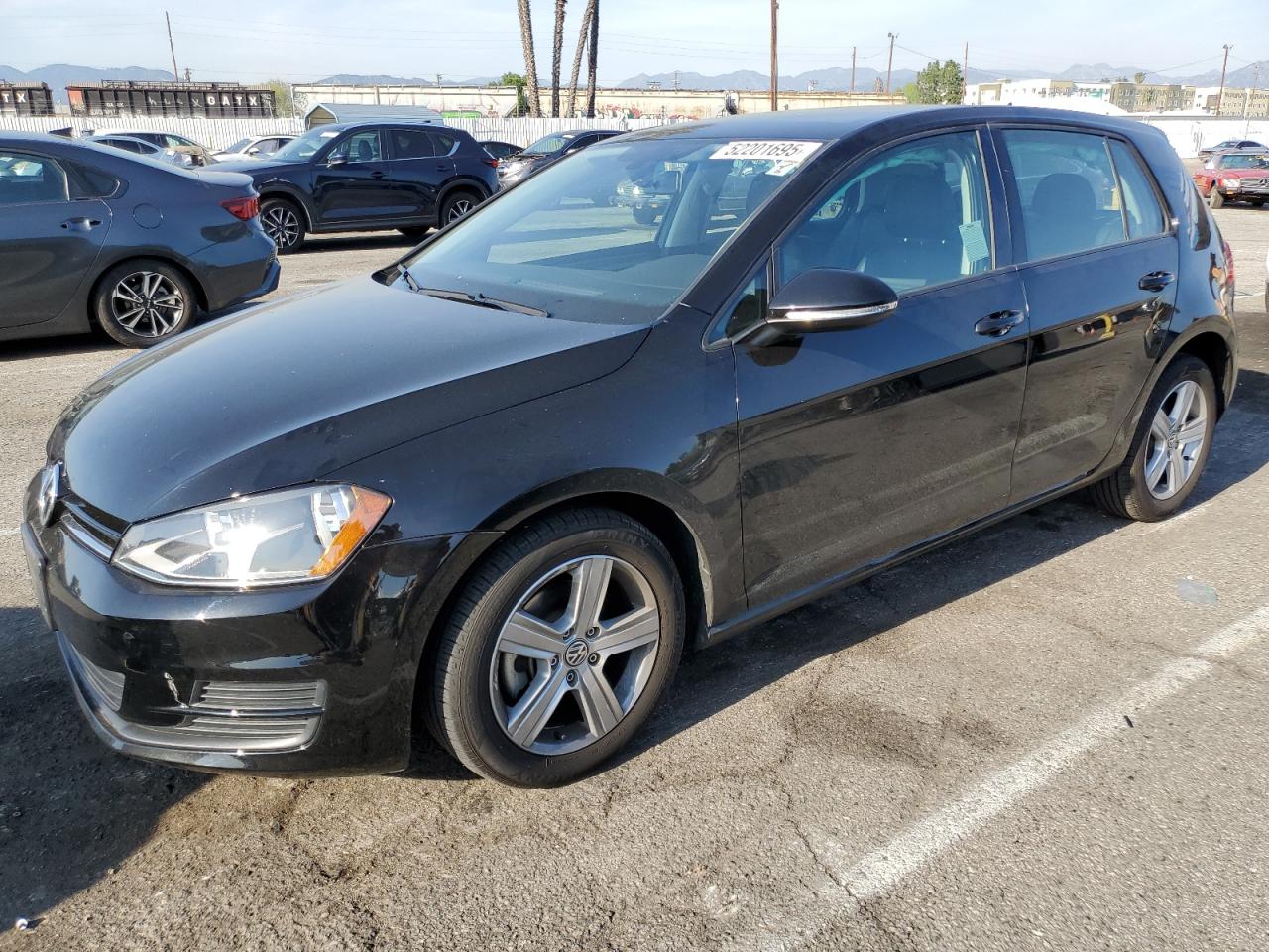 2017 Volkswagen Golf S