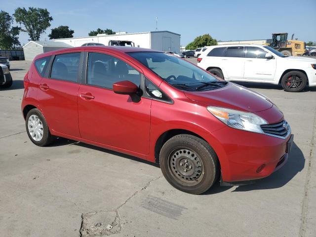  NISSAN VERSA 2015 Czerwony