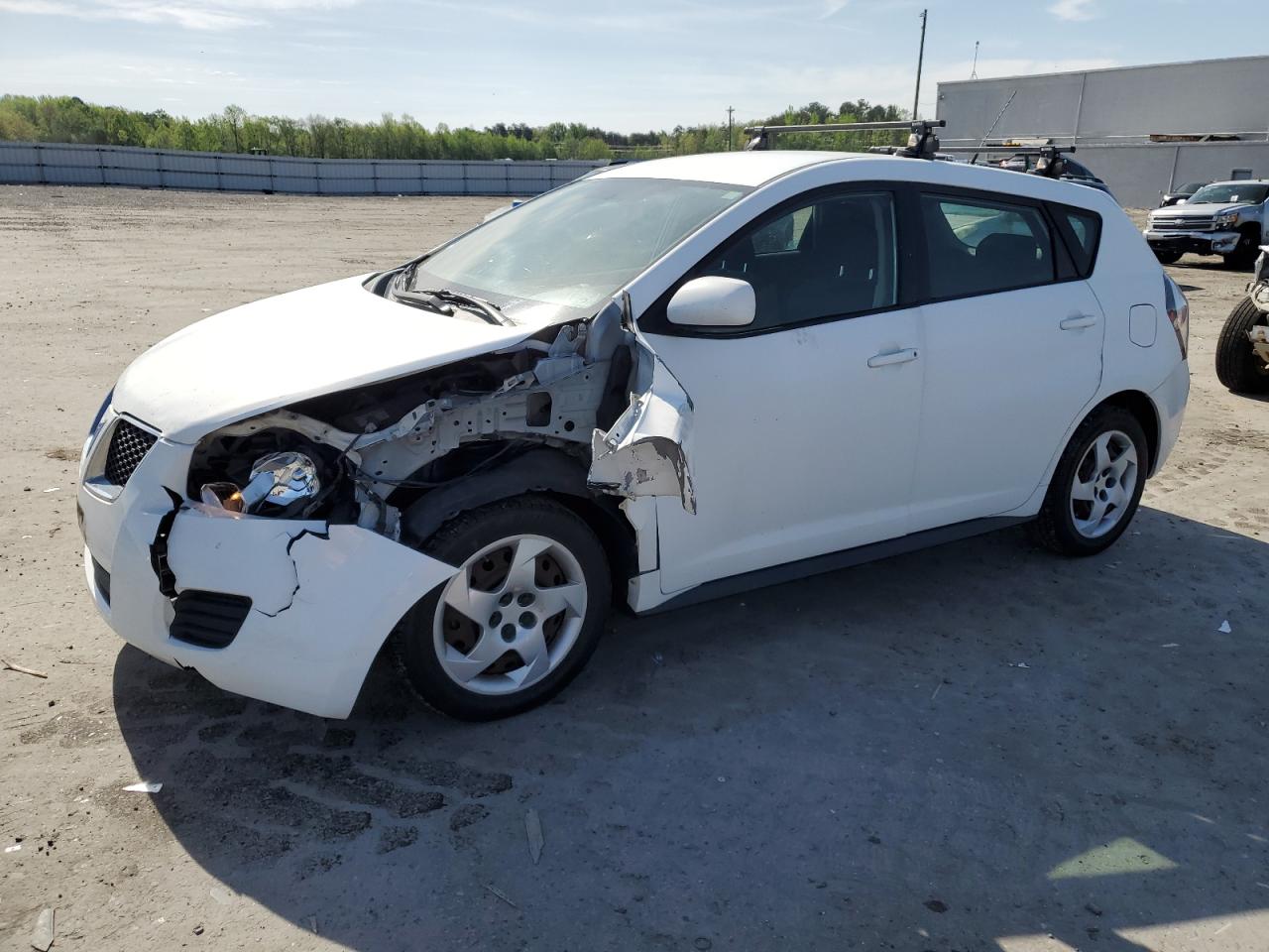 2009 Pontiac Vibe for Sale in Fredericksburg, VA - Front End