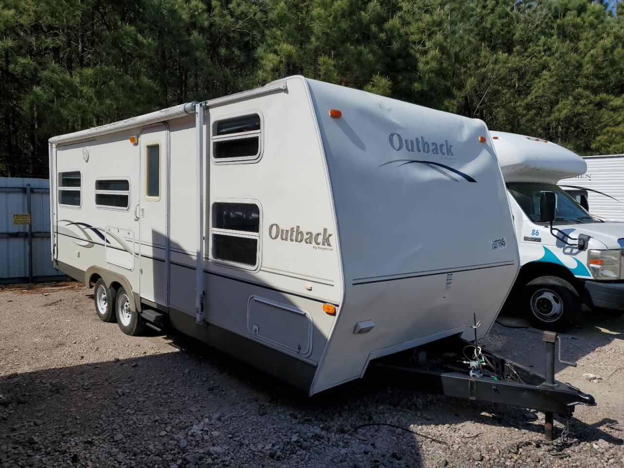 2005 Dutchman Outback for Sale in Charles City, VA - Minor Dent/Scratches
