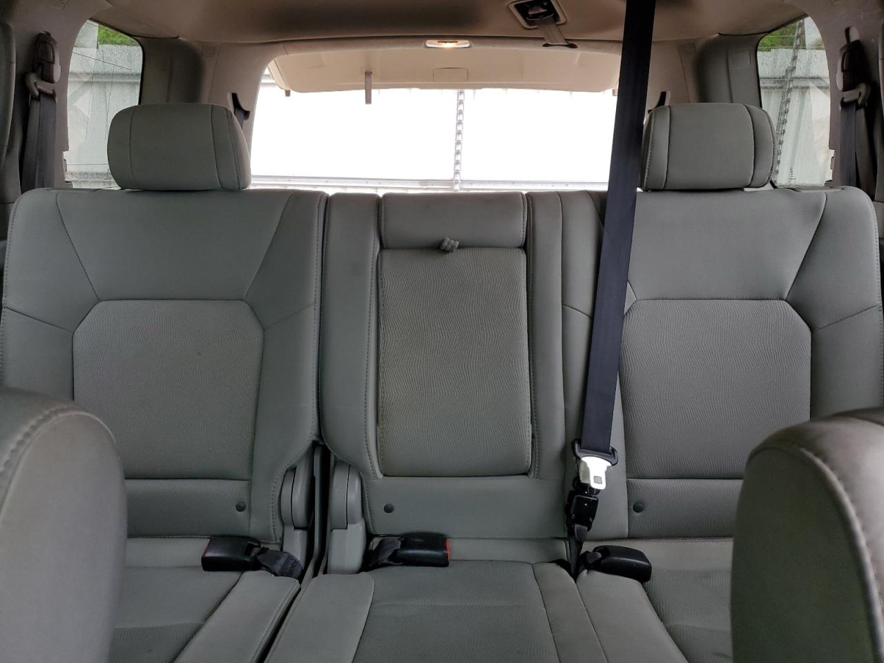 2011 Honda Pilot Lx VIN: 5FNYF3H28BB052327 Lot: 54127065