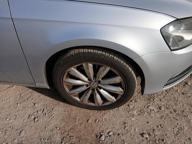 2013 VOLKSWAGEN PASSAT HIG