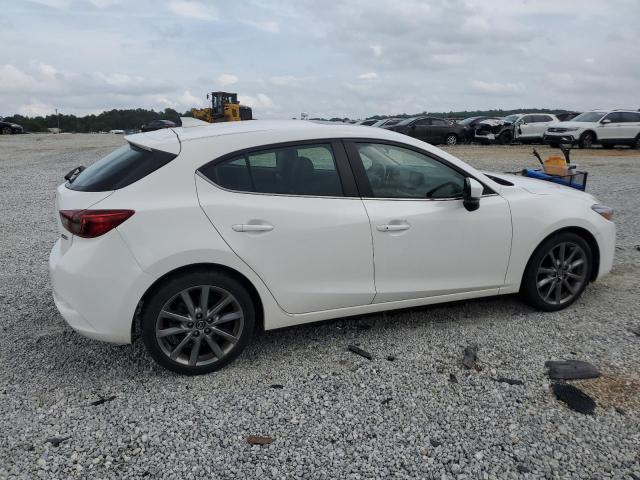  MAZDA 3 2018 Biały