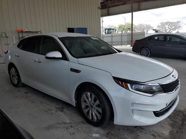 Sedans KIA OPTIMA 2016 Biały