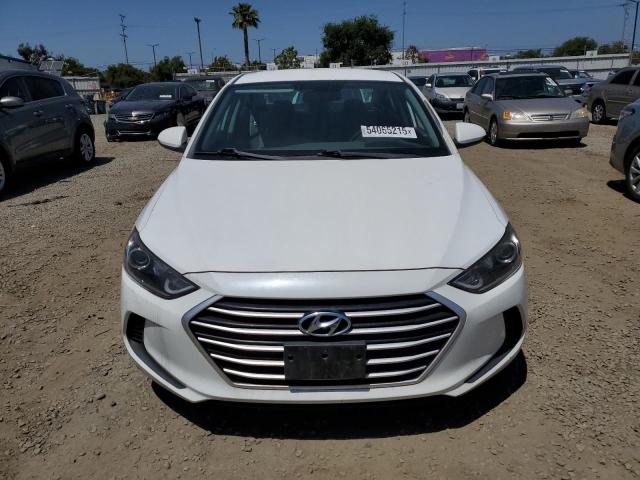  HYUNDAI ELANTRA 2017 Білий