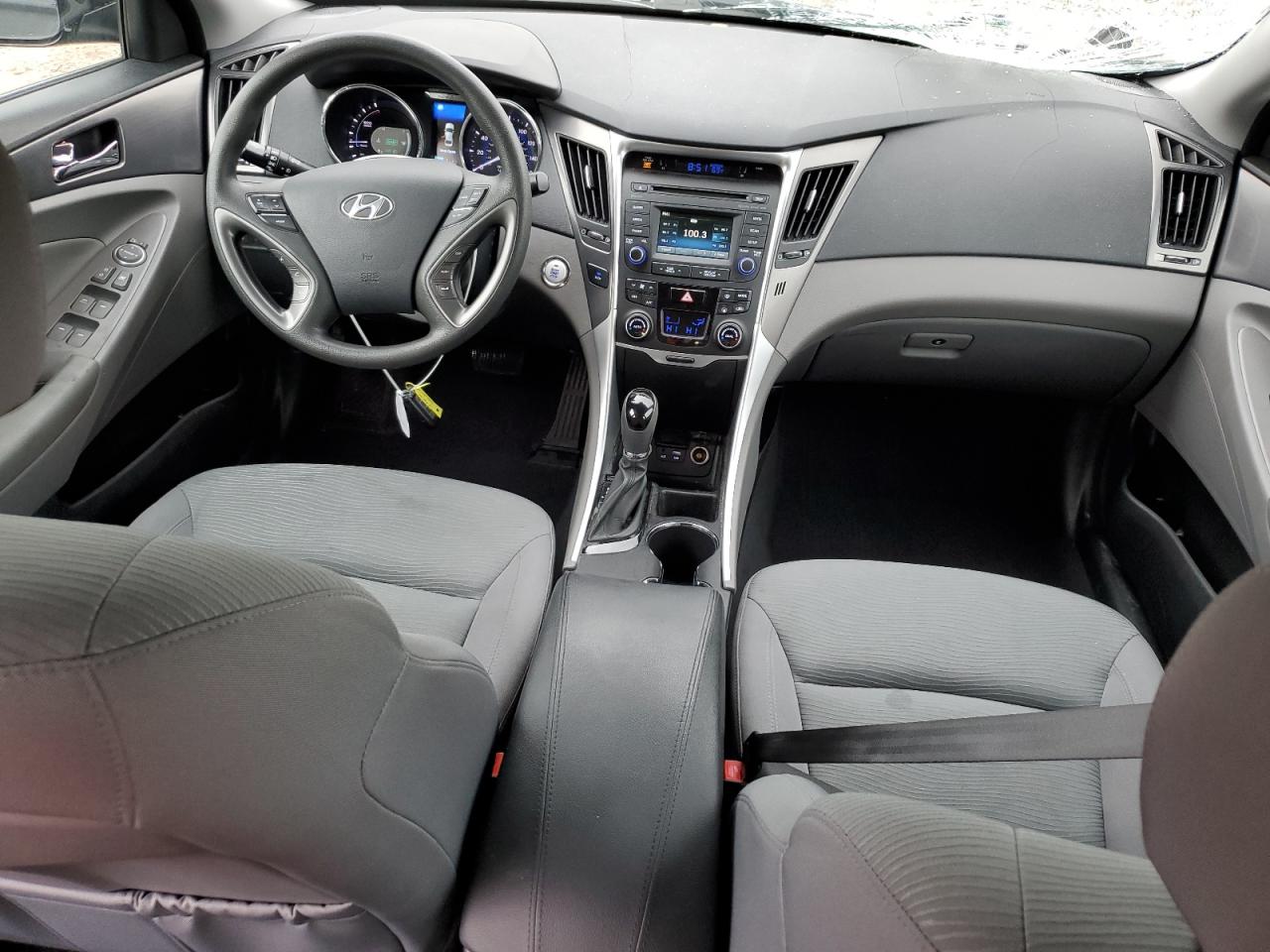 2015 Hyundai Sonata Hybrid VIN: KMHEC4A43FA137700 Lot: 54742965