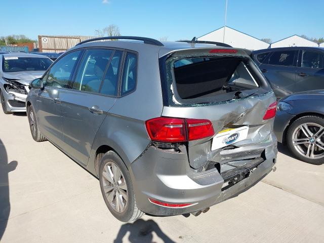 2017 VOLKSWAGEN GOLF SV SE